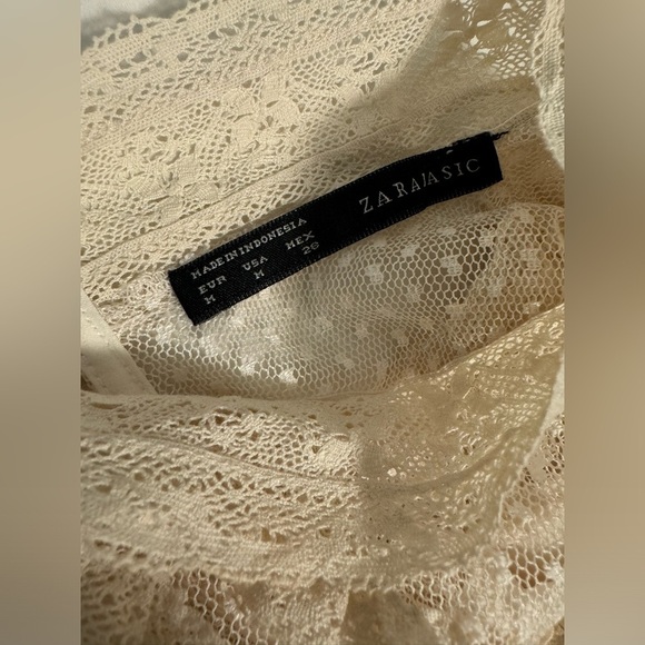 Zara - Victorian sheer lace blouse - Picture 7 of 9
